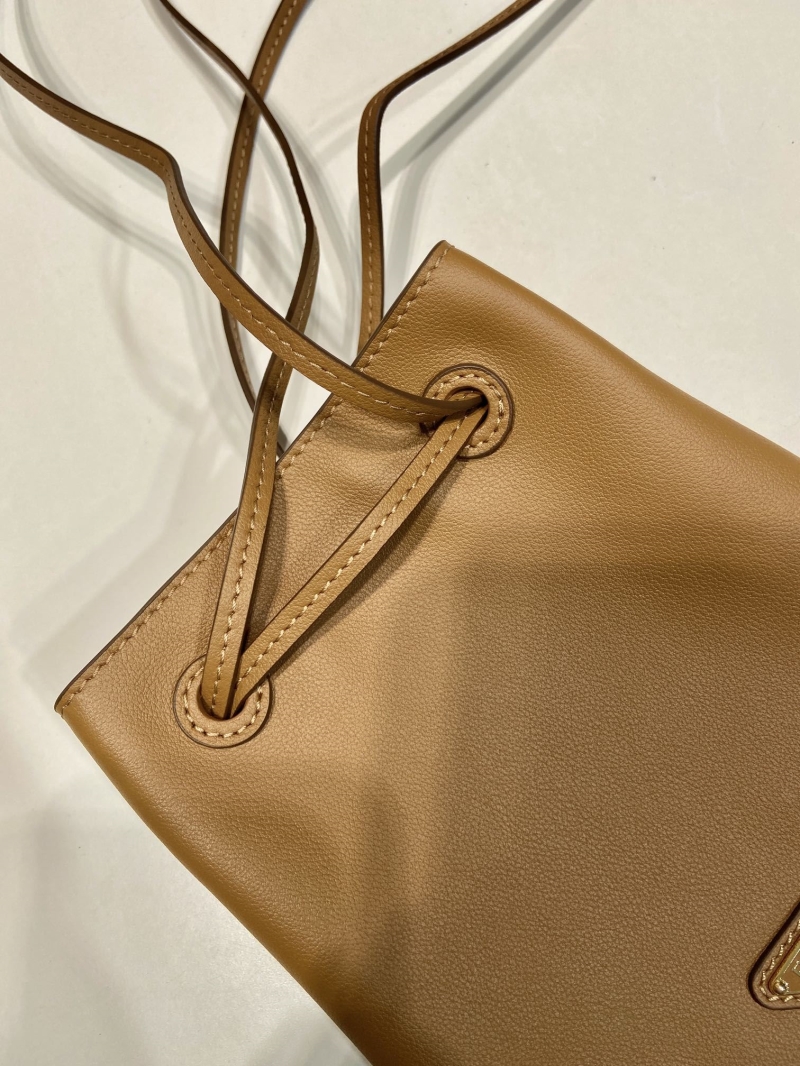 Pra*a satchel bags
